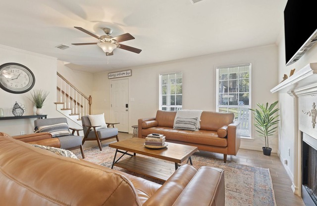 Long-Term FarmCharm King-Suite w/ Pool, Golf Course, I-10