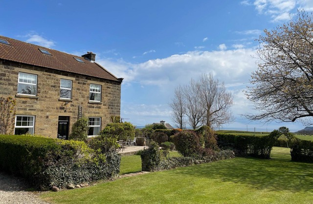 The Farmhouse, ROBIN HOOD’S BAY