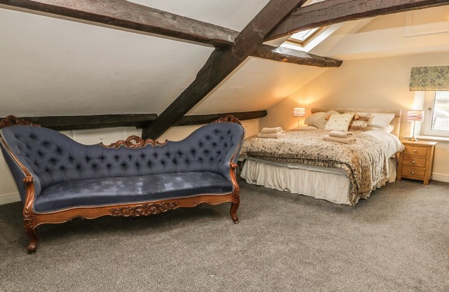 The Farmhouse, ROBIN HOOD’S BAY
