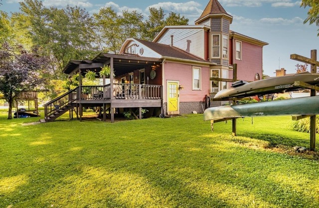 The Farrow House- Canot, vélo, randonnée, quartier historique. Hocking Valley Railroad,