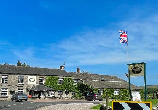 The Fat Lamb Country Inn and Nature Reserve