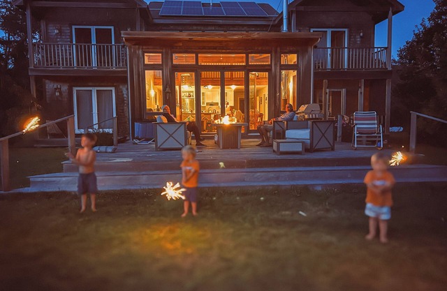 The Field House - Peaceful Martha’s Vineyard Escape with Serene Field Views