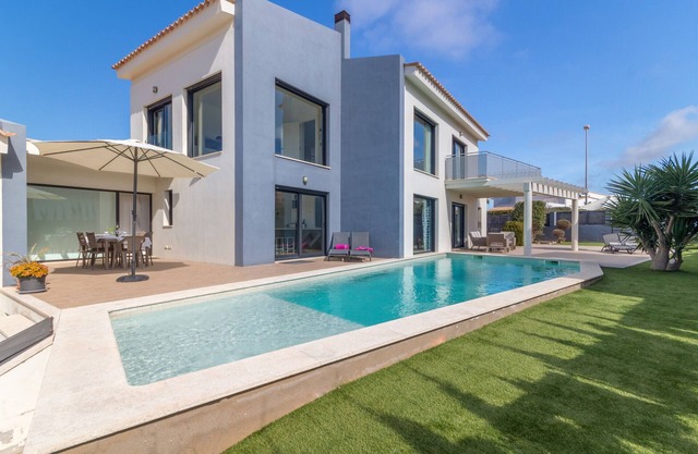 Villa avec vue sur la mer avec piscine et mini golf, Llucmajor, Palma de Majorque