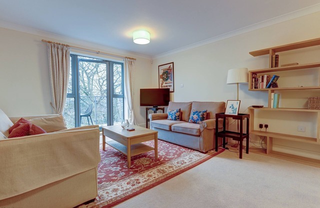 The Foundry | Oxford Holiday Let | 2 Beds & Sleeps 4