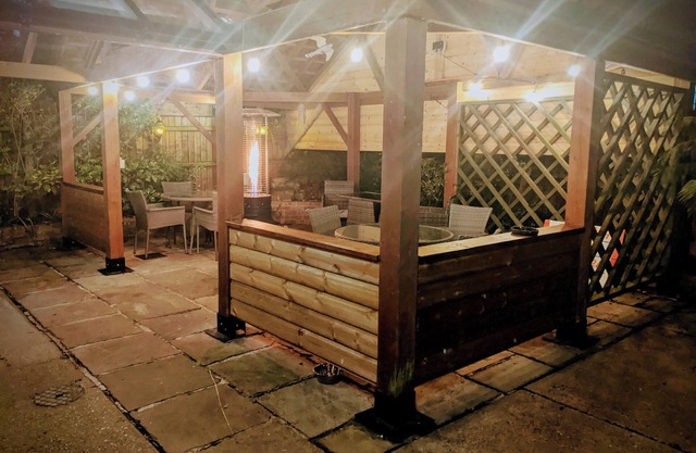 The Four Horseshoes