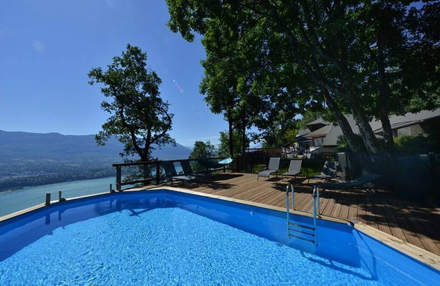 LES TERRASSES DU LAC