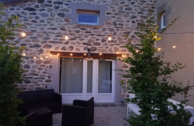 The gîte de la croisée in Auvergne: cosy accommodation and wild nature.