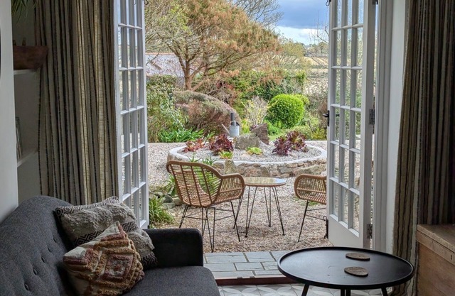 Garden Rooms-de Luxe-Appartement-Douche-Vue sur Jardin