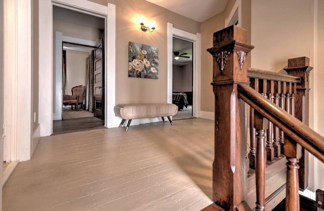 The Gatsby House : Historic Gem