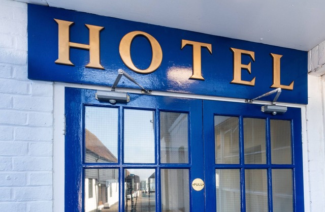 The George Hotel