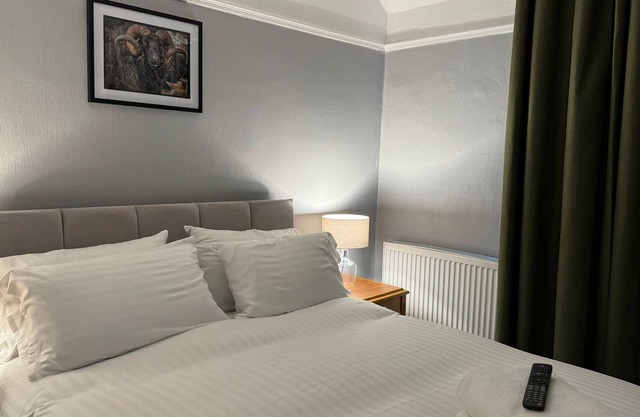 The George Hotel
