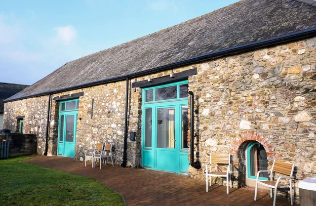 LE GRANARY, les animaux de compagnie, avec bain à remous à Tavistock, Ref 984120