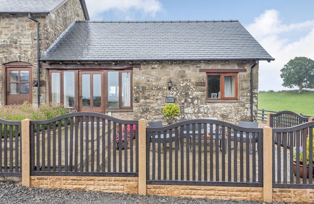 The Granary, LLANFAIR CAEREINION