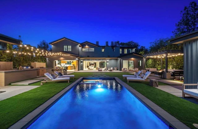 The Grand Escape: Luxe & Private