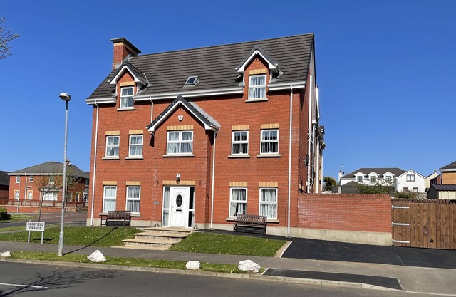 Luxury Portrush Holiday Homes -'The Grange '(12 à 8 lits) Chiens