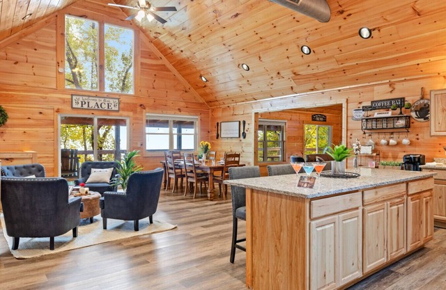 The Great Smoky Haven by Ghosal Luxury Lodging