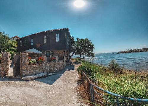 The Greek House