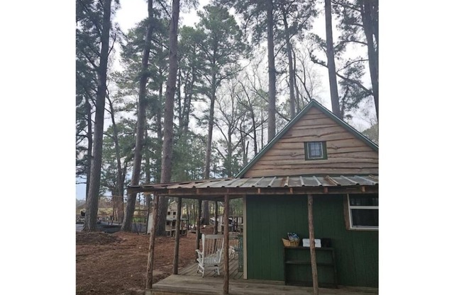 The Green Cabin