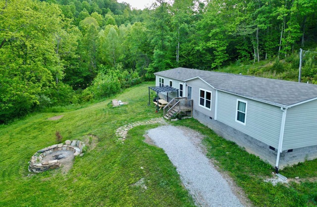 The Green House / Red River Gorge / WiFi / Private / Cliff Views / Peaceful