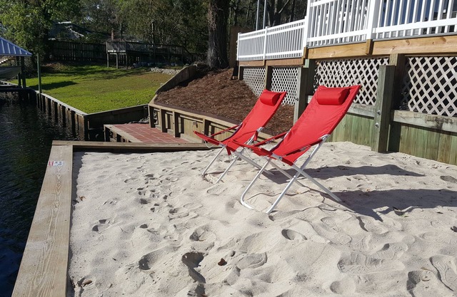 The Grey Goose (Waterfront) Historic New Bern - Plage privée - APPORTEZ VOTRE BATEAU!