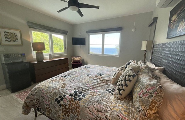 The Grotto Suite - King Bed