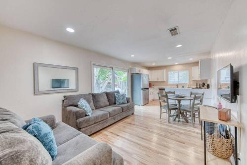 The Happy Hideaway 1BR Unit