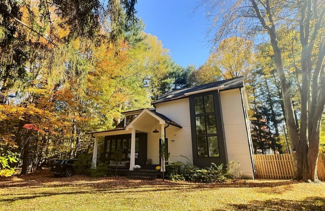 The Haven at Sawyer: Luxury Weekend Escape with Year-Round Hot Tub