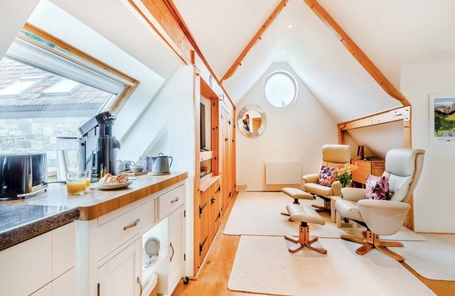 The Hay Loft - UK46737