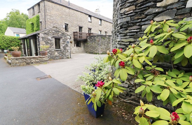 Le Hayloft, LINDALE