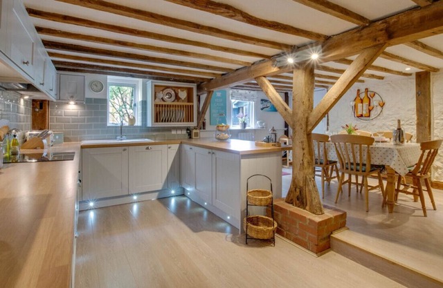 The Hayloft - Deux Chambres Maison, Couchages 4