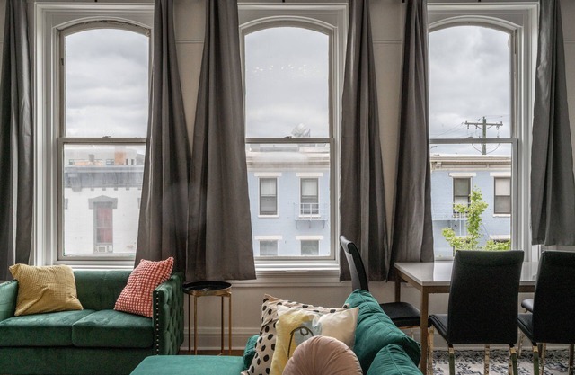 The Heart of Madison 3 | Perfect Urban Getaway