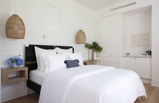 The Court 2 in Seaside, Florida! Stunning Renovation, Steps to Beach.