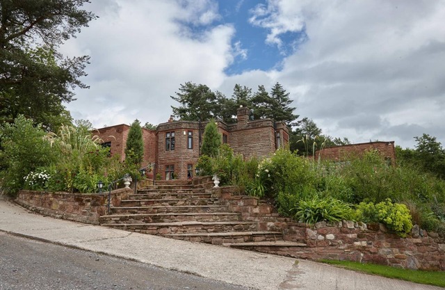 The Heather Glen Country House