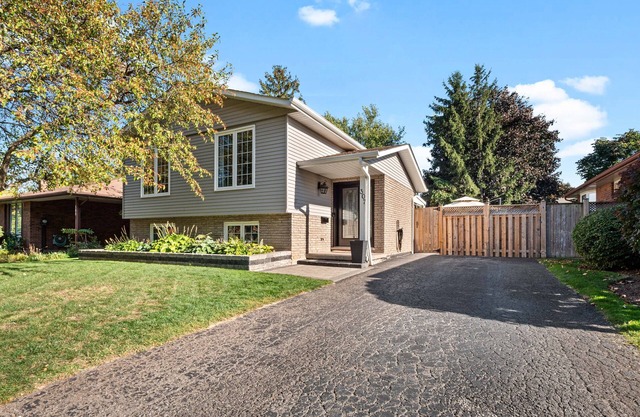 | The Henley House | Port Dalhousie | 8 Guests | Patio