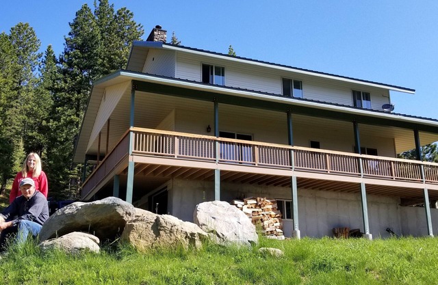 The Hide Out On Pratt Mountain "hors de la grille" aventure depuis 1845