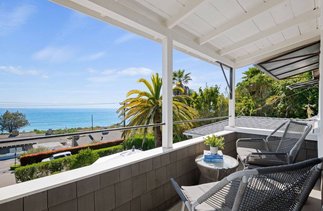 Sky Bungalow au Lazy Hummingbird - la destination la plus branchée de Summerland!