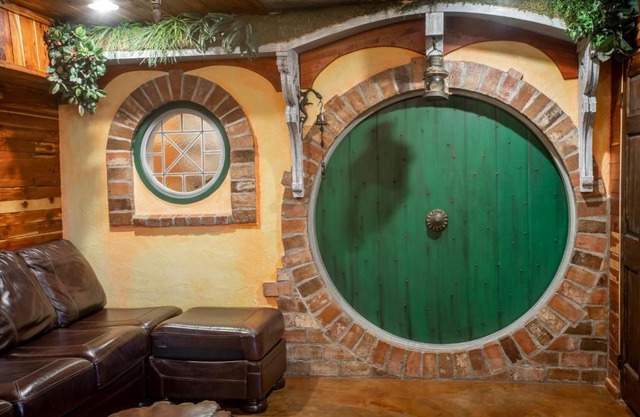 The Hobbit House, Fantasy comes Home!
