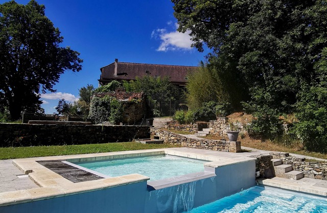 Gîte: petite maison pierre sèche