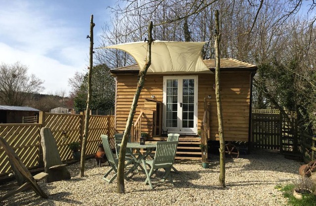 The Hut@Dinnington