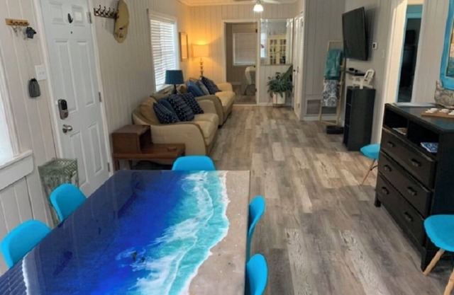 The Incognito Mermaid - 3 Bedrooms - 5 Miles From Navarre Beach
