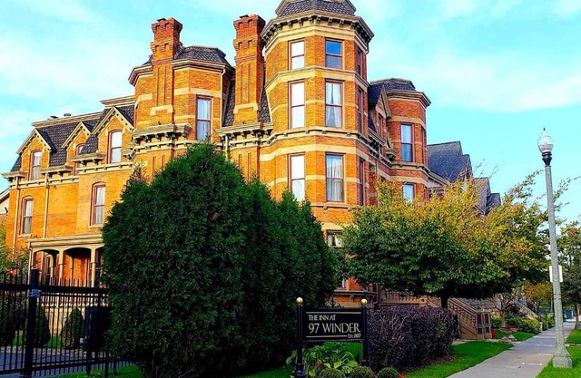 The Inn at 97 Winder