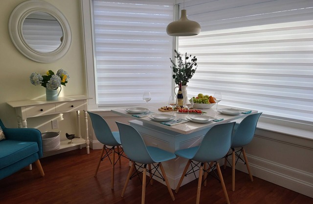 The Inn at Newton Highlands, boutique apartment-hotel