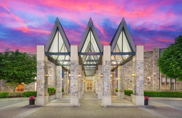 The Inn at Virginia Tech - On Campus
