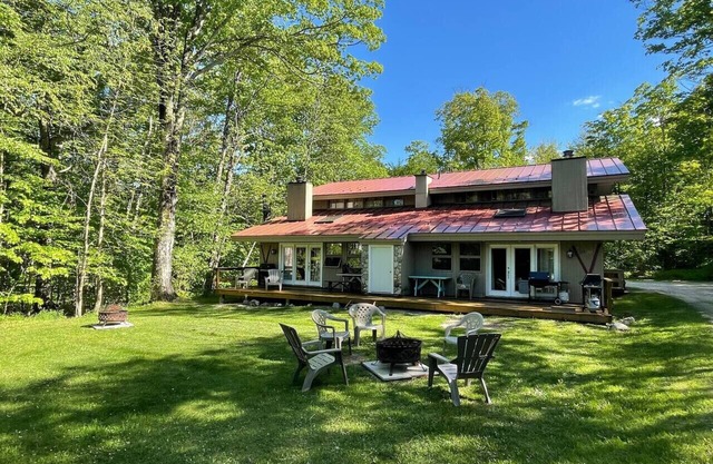 The Killington Chalet, Hot Tubs, Sauna, Boot Dryer