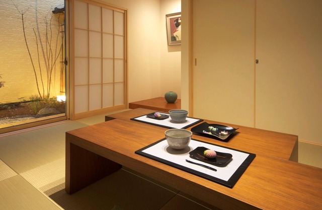 The Kyomachiya built in the Taisho era has been re / Kyoto Kyōto