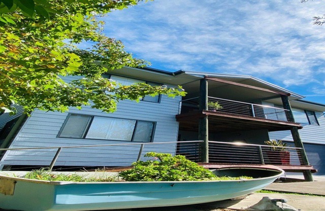 The Lake House South Durras