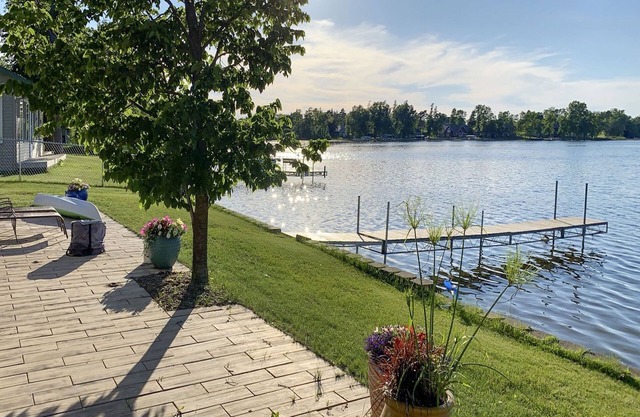 NOUVEAU! Lakefront Home 10 Min de Detroit Mountain!