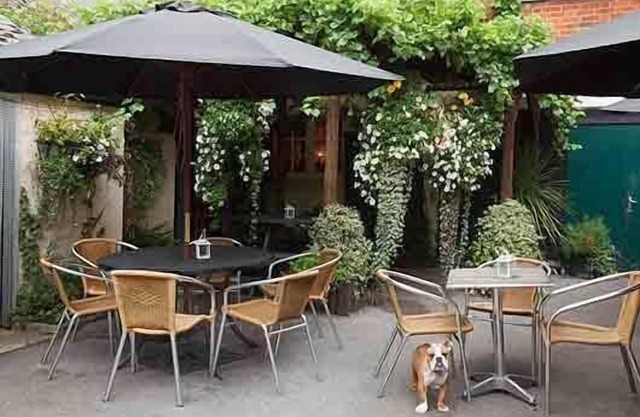 The Lamb Inn