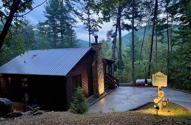 The Lazy Laurel - secluded setting with mountain views and waterfall sounds