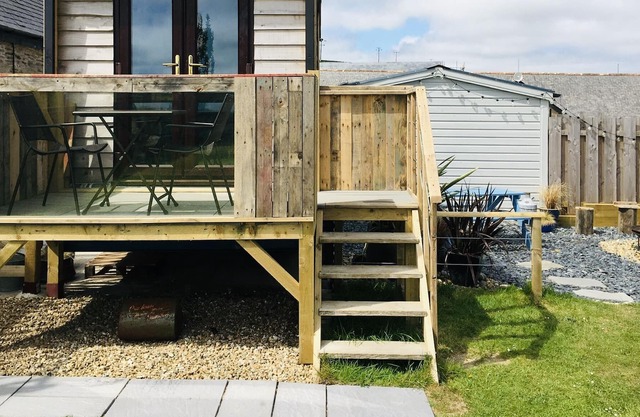 The Lazy Mare - Glamping with a View!